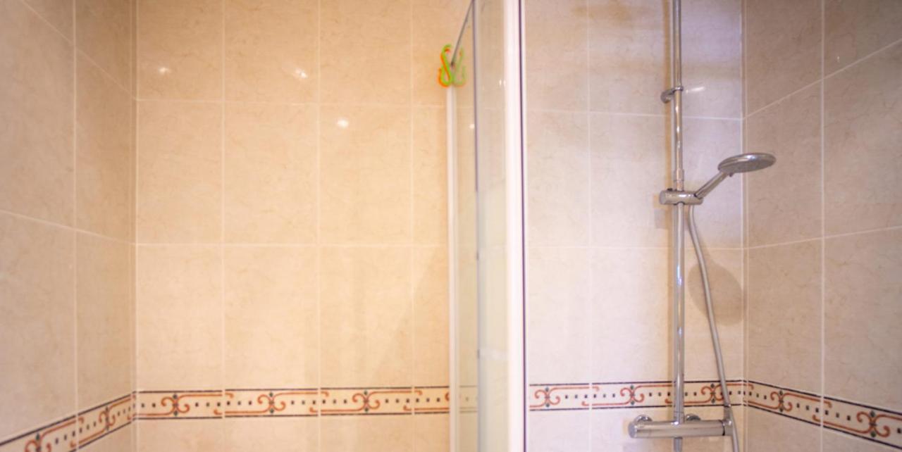 Skol 130. One Bedroom With Sea Views In Centre Appartement