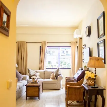 Skol 130. One Bedroom Apartment With Sea Views In Marbella Centre Exterior photo